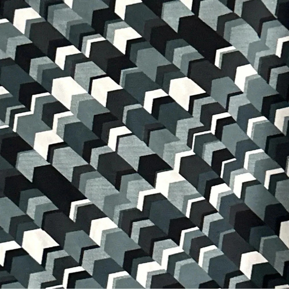 Lola by AFG Athletic Skort Women XS Chevron Print Pickleball Camping Hiking Golf - Picture 3 of 9